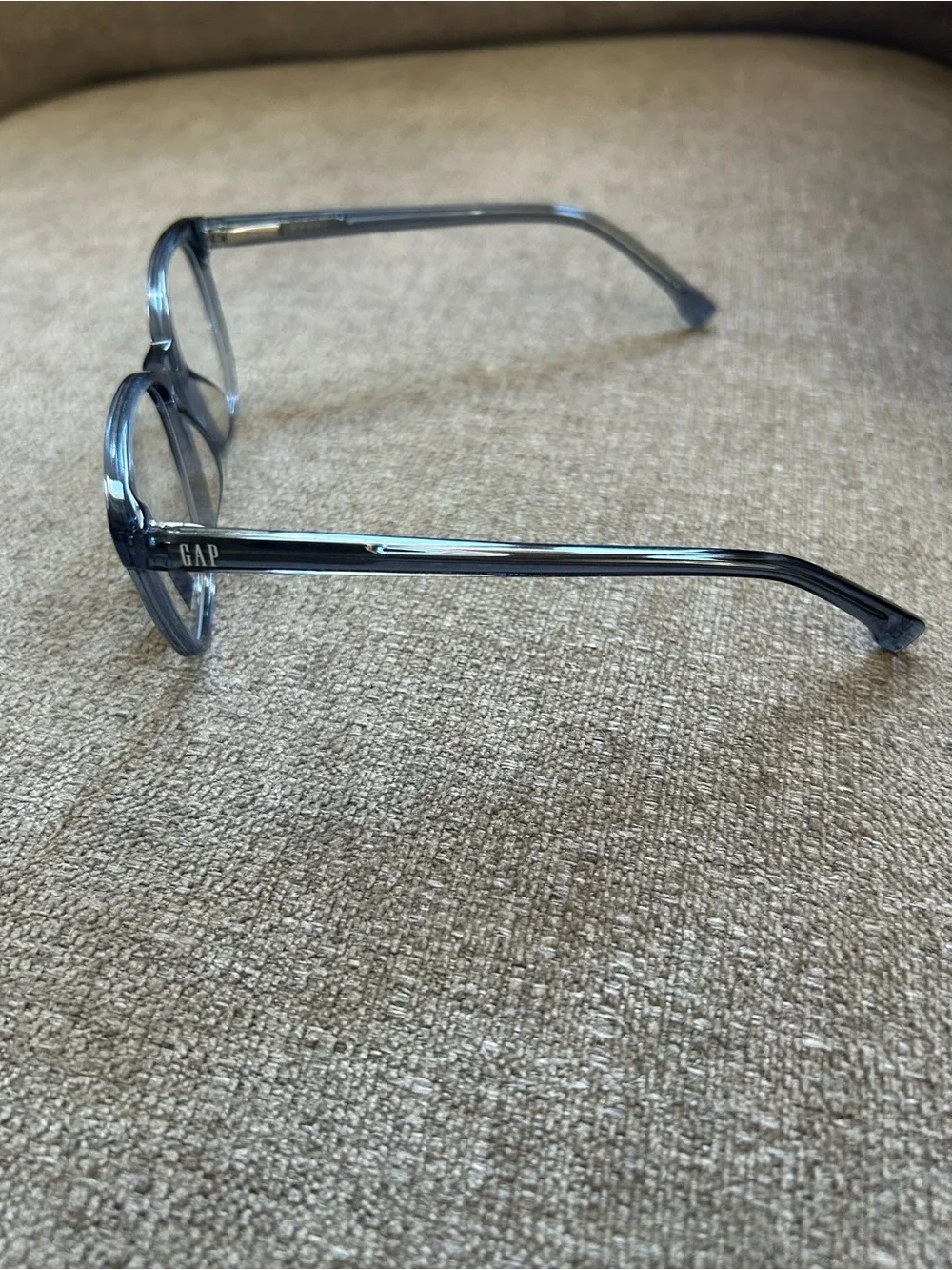 GAP children eyeglass